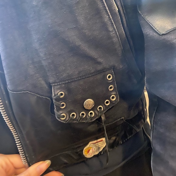 Unique 80s vintage leather jacket - Picture 4 of 11